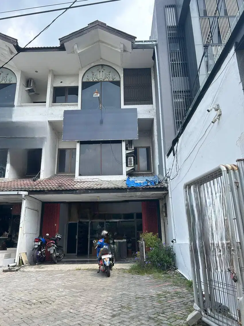 Dijual Cepat Ruko Siap Huni 3Lt di Darmo Permai SBY