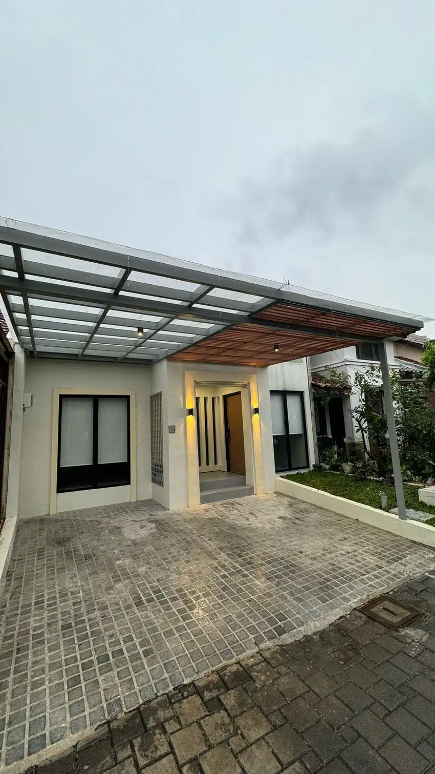Dijual Rumah Mewah Minimalis Modern Furnish Di Area Exlusive Kota Baru