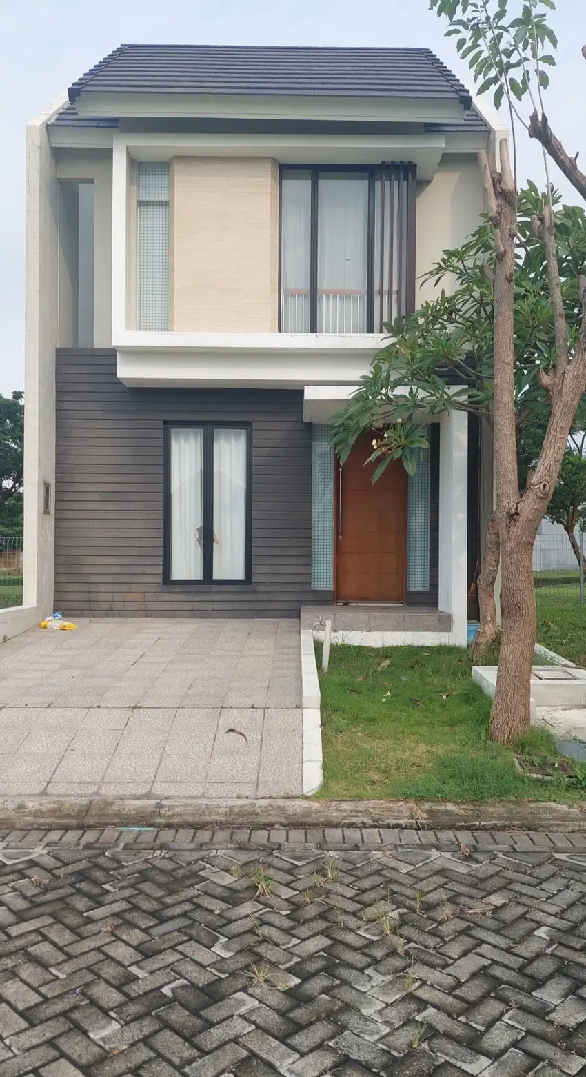 Disewakan rumah di Northwest Citraland siap huni