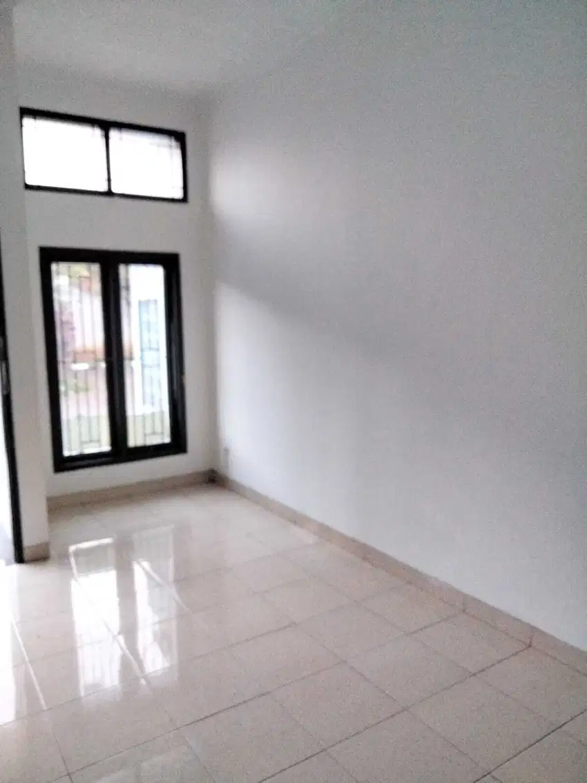 Ruang usaha Main road Jl. Gatot Subroto Bandung Kawasan ramai 24 jam