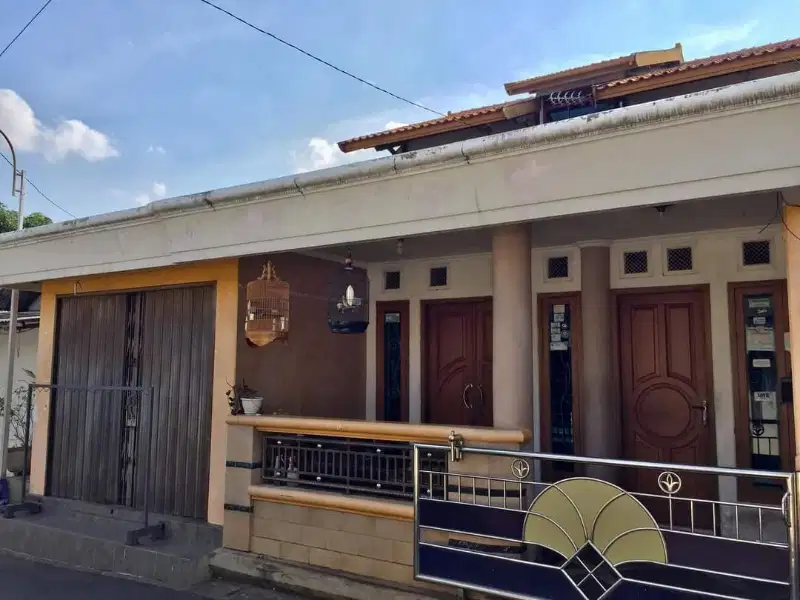 Rumah di Jl. Karangbendo, belakang PLN Jatingaleh
