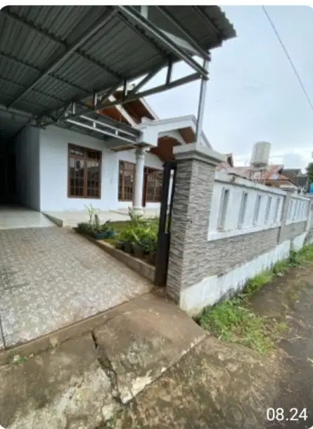 Disewakan rumah baru di Jln Sea Malalayang