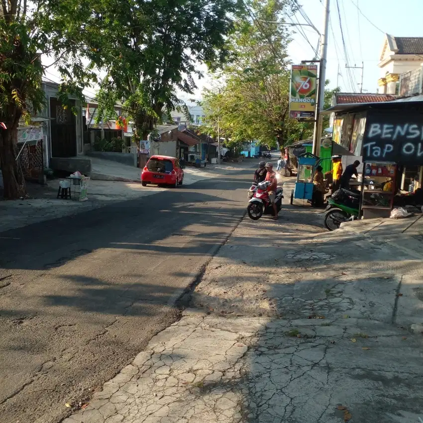 Rumah & Toko di Rogojembangan Raya dkt Jalan Raya Kedungmundu