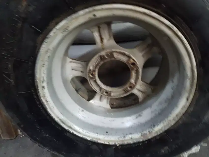 Pelek R15+ban yokohama