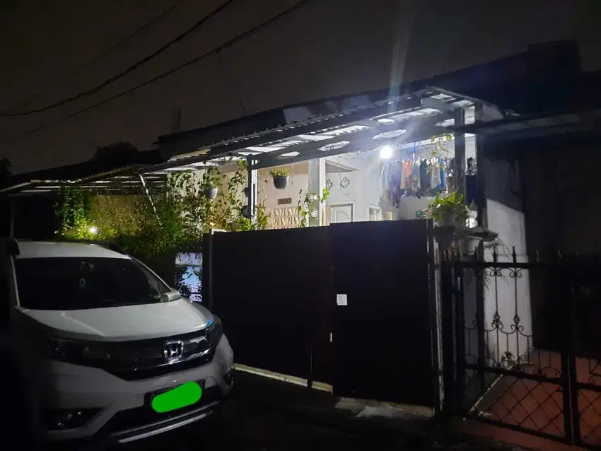 Dijual Cepat Rumah di Villa Nusa Indah 3
