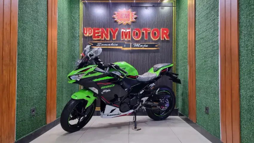 UD ENY MOTOR - Kawasaki New Ninja 250 KRT Keyless thn 2022 limit