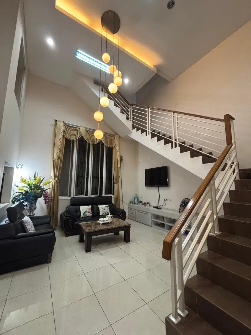 Rumah Rapih Siap Huni Split Level The Green Blossom Ville BSD City