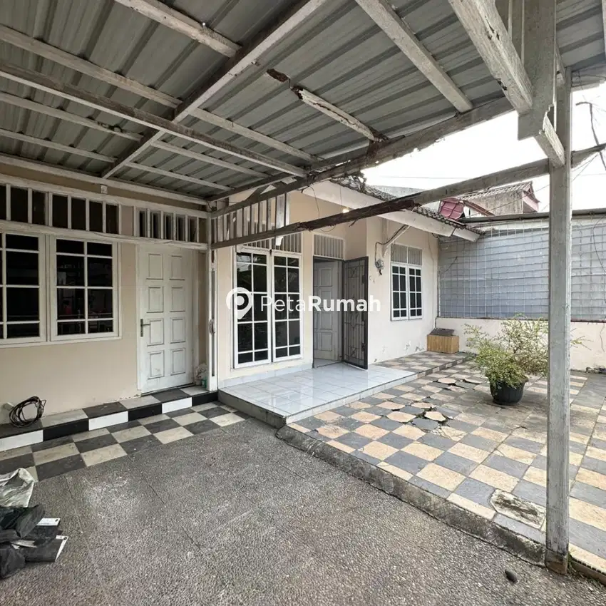 DIJUAL VILLA JALAN PASAR II KOMP TAMAN PERKASA INDAH  (MIKE & RICKY A)