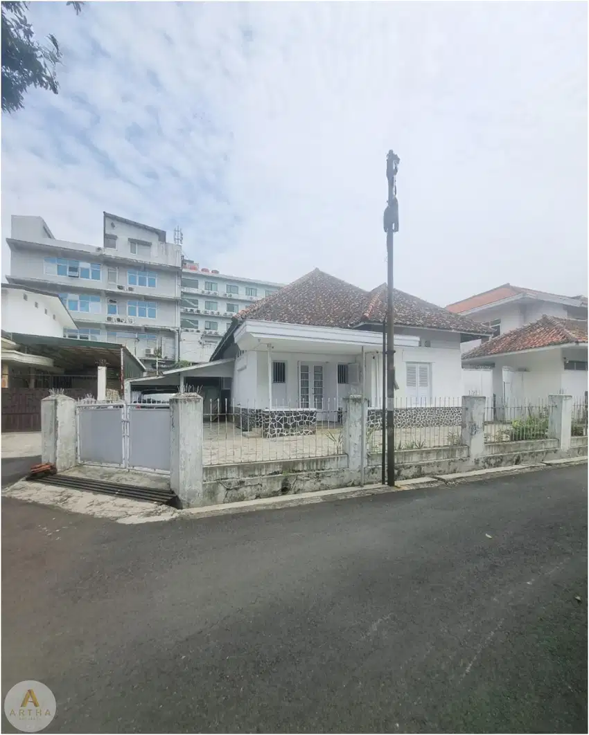 Dijual rumah sayap riau cihapit bandung strategis