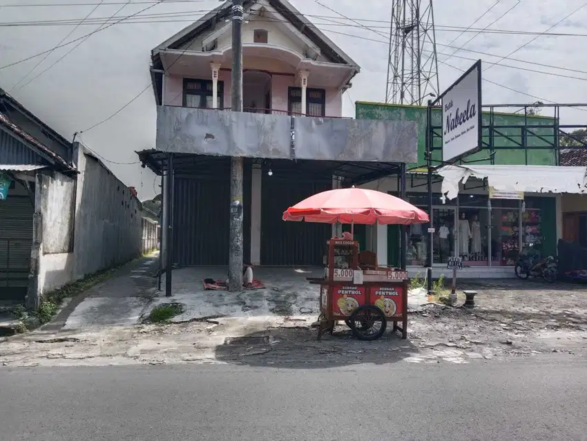 Dijual Rumah 2 Lantai Tepi Jln Raya Purwomartani utara Pamela 7