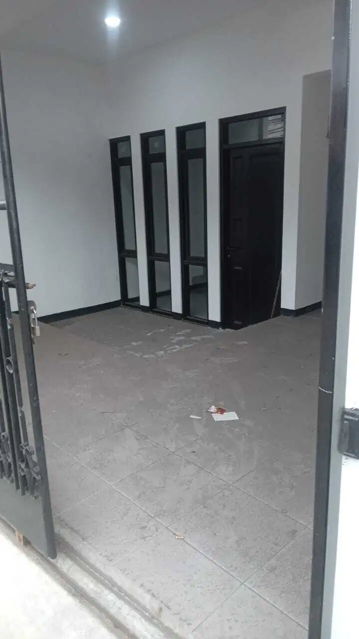 Di Jual Rumah 2 lantai lokasi dekat Borma Cikutra