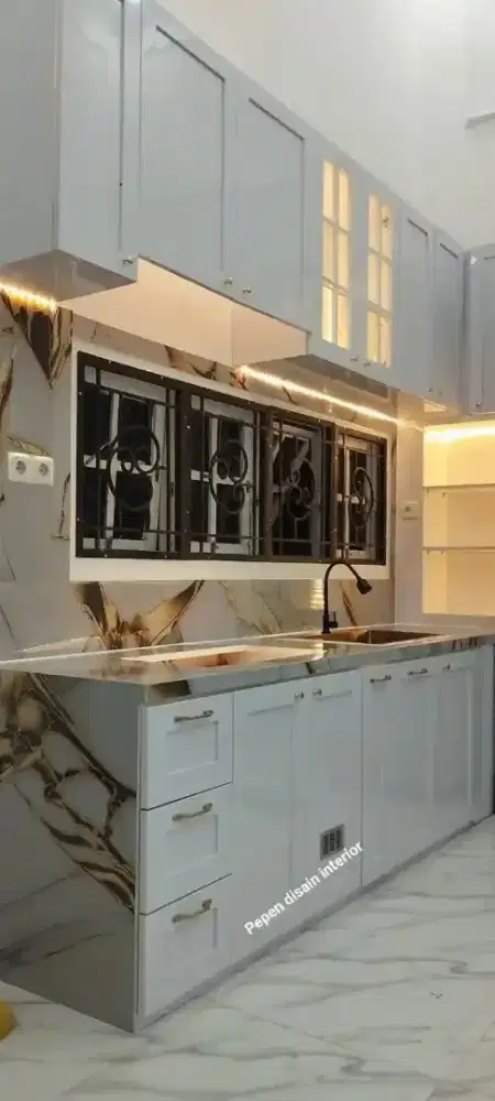 Kicenset minimalis moderen