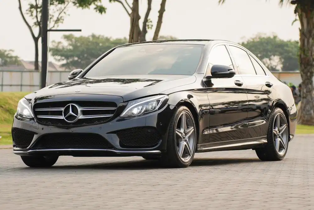 Tipe Tertinggi! Mercedes Benz C300 AMG Line 2018 Black 330i 520i c200