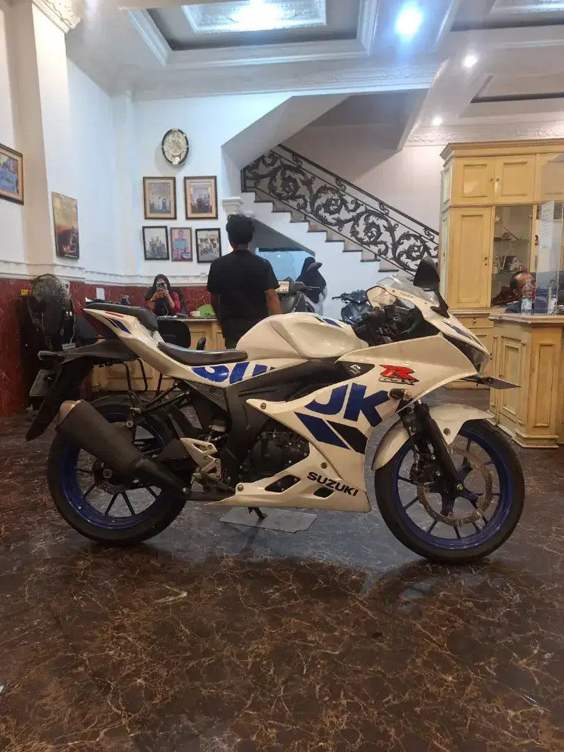ONLY CASH BAJONG GSX 2019 MOTOR MULUS MESIN HALUS