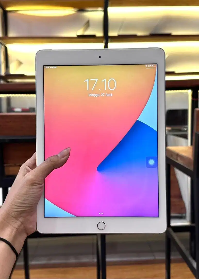 iPad Air 2 64GB, Gold - WiFi Only