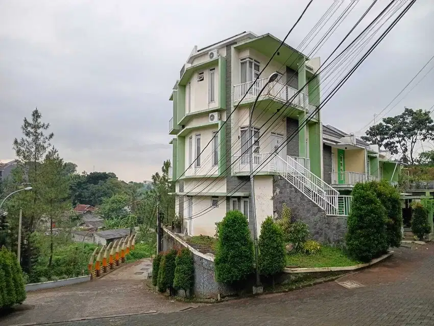 Dijual rumah view bagus di graha padasuka bandung