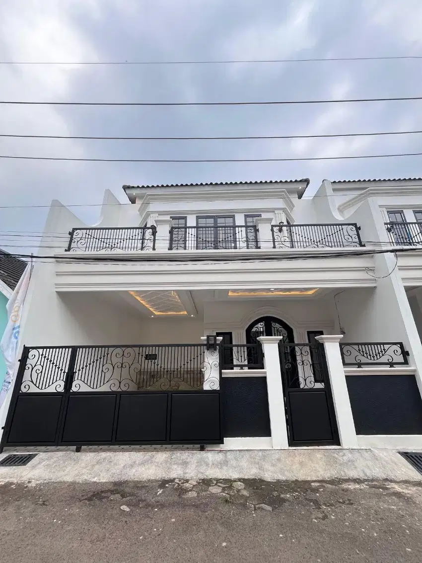 DIJUAL RUMAH DEPOK GDC SIAP HUNI BERGAYA KLASIK BEBAS BANJIR SHM