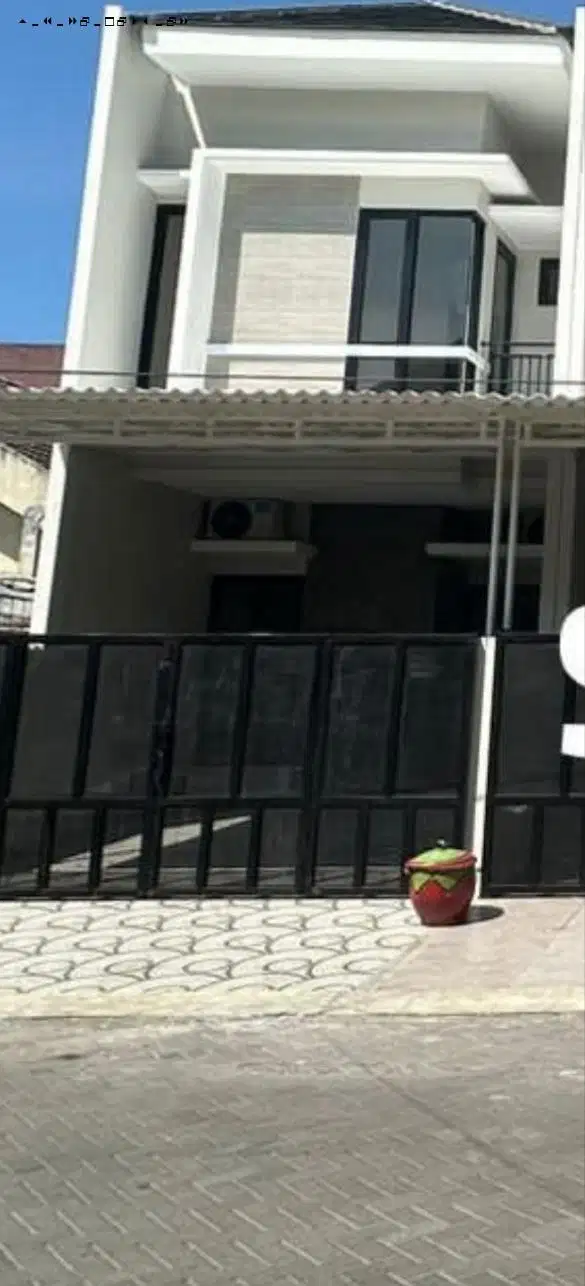 Rumah Minimalis Kutisari Indah Utara  emmi xmpc