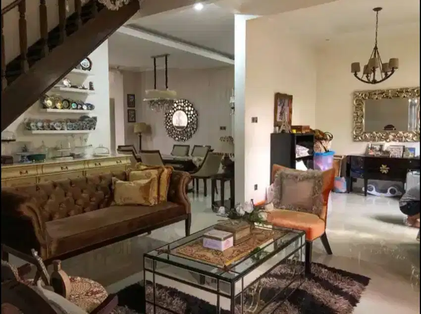 Dijual Sangat Cepat Rumah Lux Semi Furnished Di Kompleks Kurdi