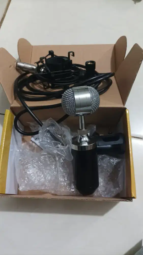 Di jual stand microphone recording&microphone