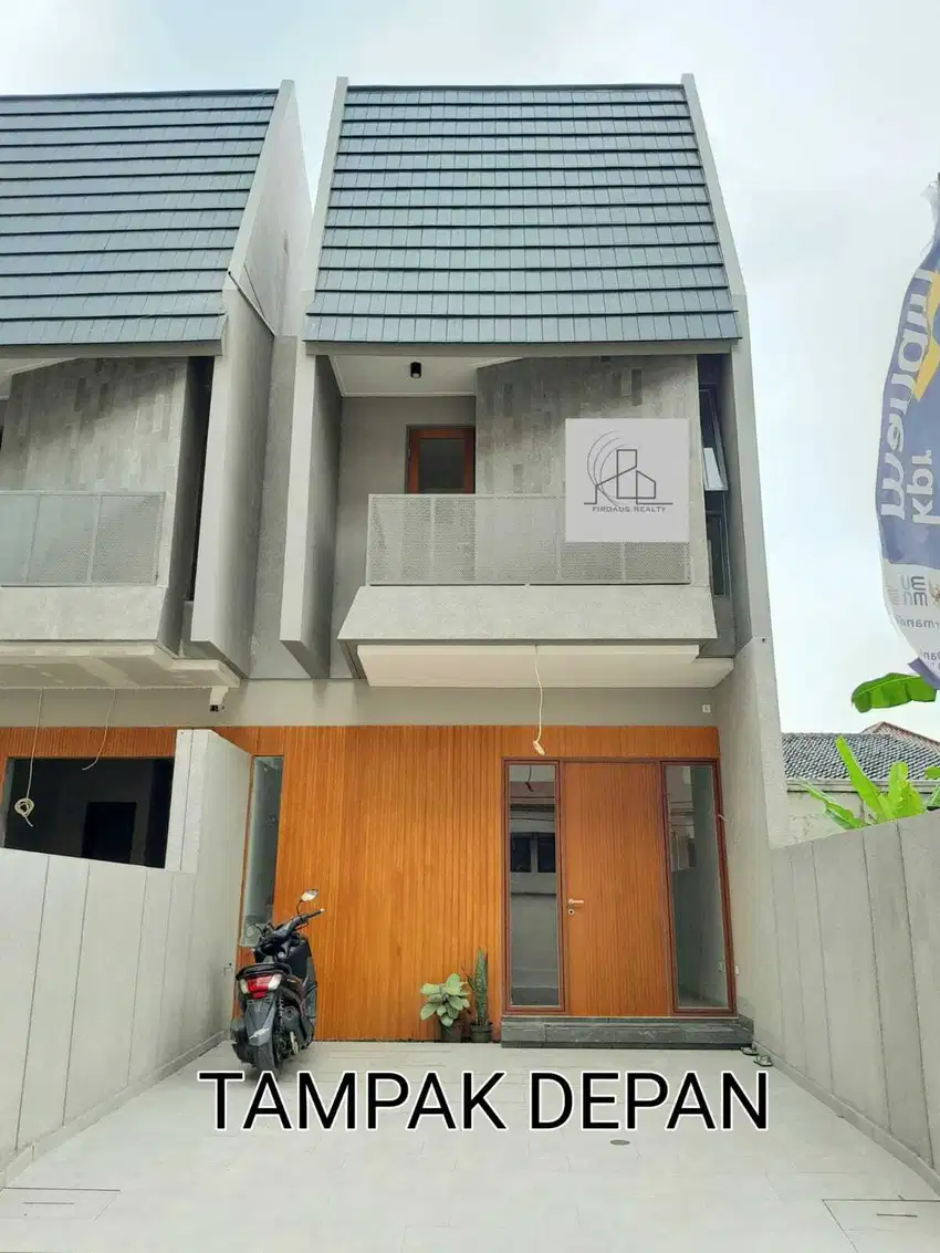 Dijual rumah 2 lantai bangunan berkualitas full bata merah