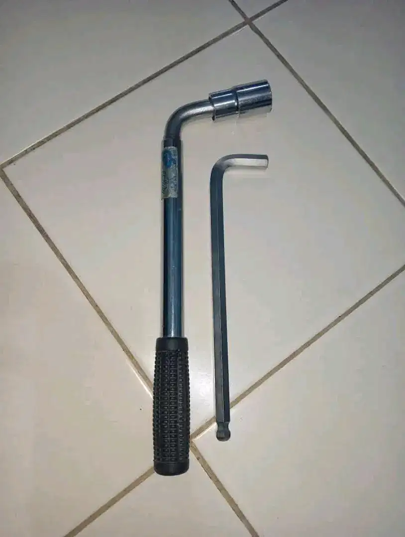 Kunci Roda 19mm - 21 mm dan Kunci L 12mm