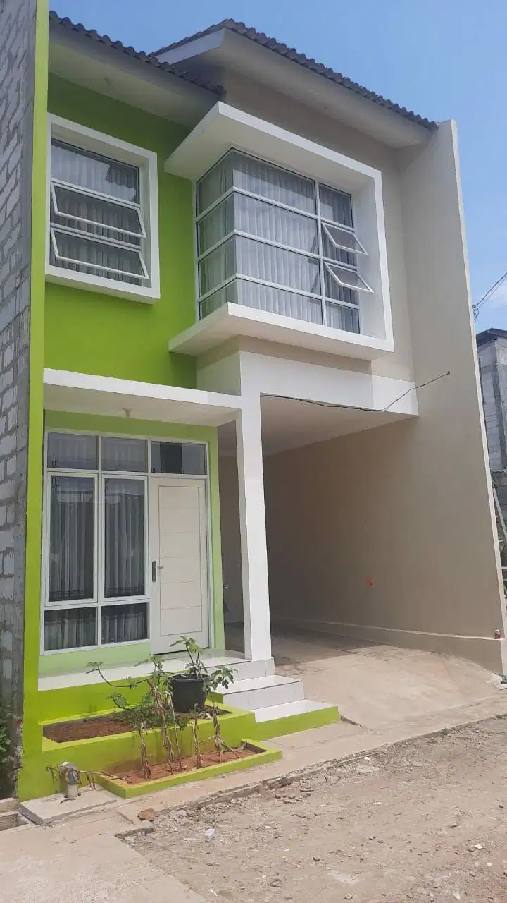 Jual Rumah 2 Lantai  Siap Huni Lokasi Strategis -Pusat Kota Tangerang!