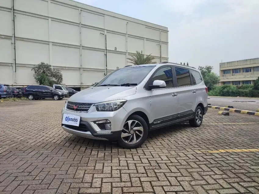 2021 TDP 6,JT Wuling Confero S 1.5 L Lux Bensin-MT Silver