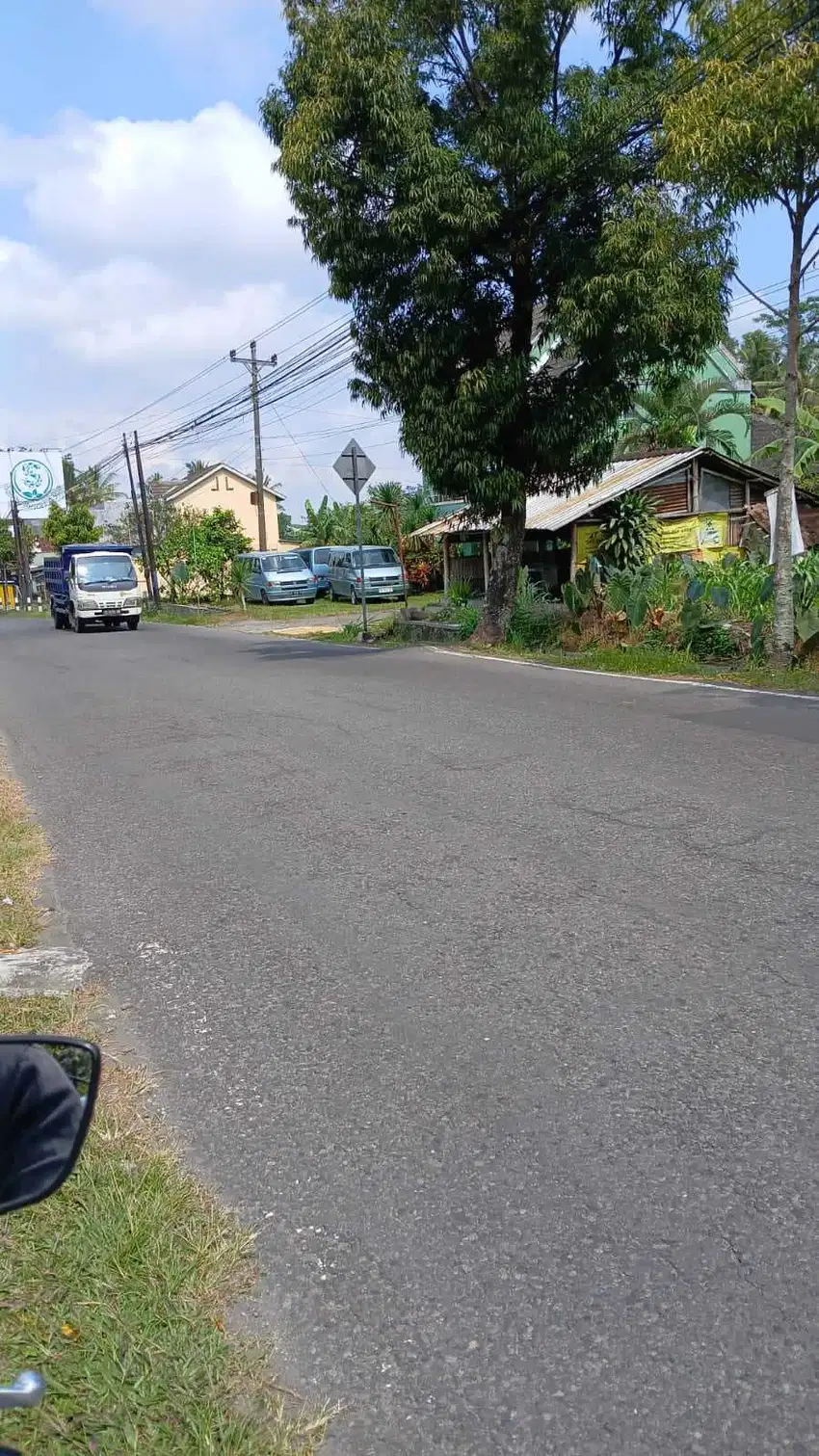 Tanah strategis pinggir jalan raya kaliurang KM 20 pakem cocok resto