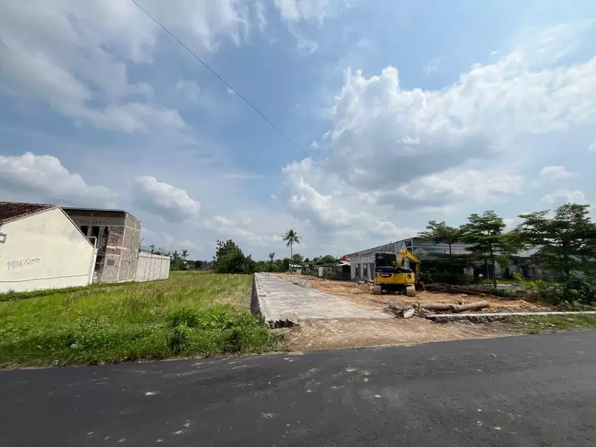 TEPI ASPAL: Tanah Dekat Kampus PGRI Jogja Jl Wates Km 4