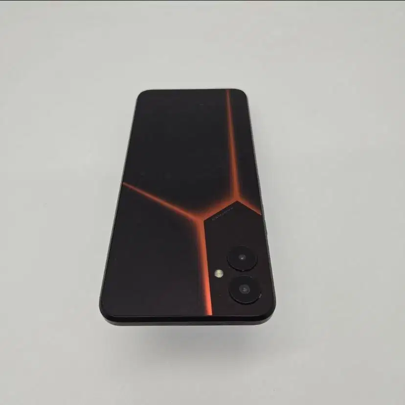 Pova 4 ram 8/128gb batangan