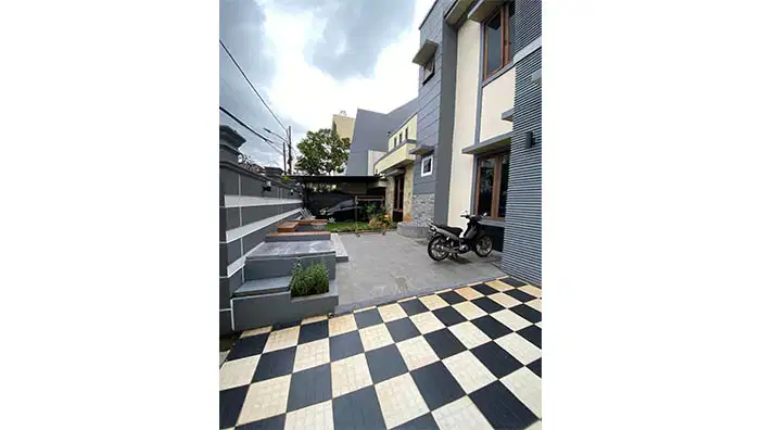 Rumah Bagus dan Jalan Lebar, dekat mesjid di Kelapa Gading