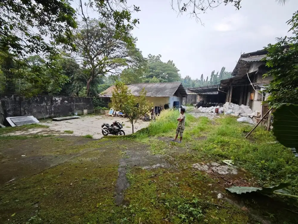Disewakan tempat di Kemang Parung untuk gudang / ekspedisi / pabrik