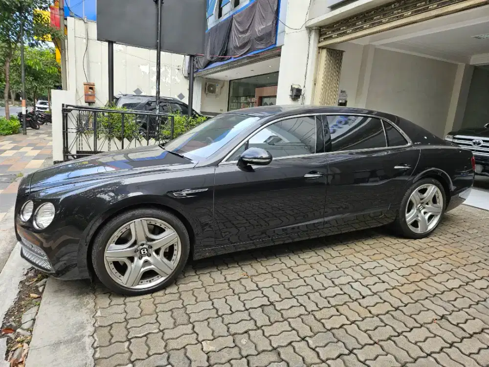 Bentley Flying Spur 2014 Mulus Istimewa