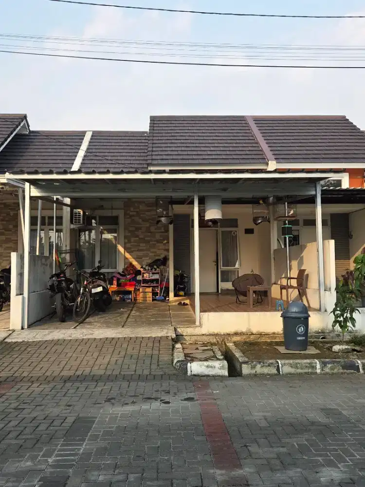 Dijual rumah hadap taman di BCC cluster Sherwood akses toll n statsiun