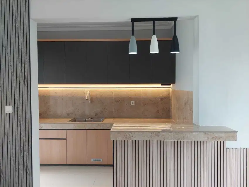 DISEWA Rumah 2 LT Uk 8x20 di Mahoni Suvarna Sutera Tangerang 1K900053
