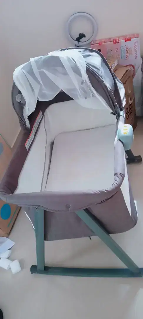 ranjang bayi babydoes