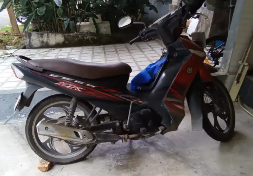 Yamaha VEGA ZR Merah