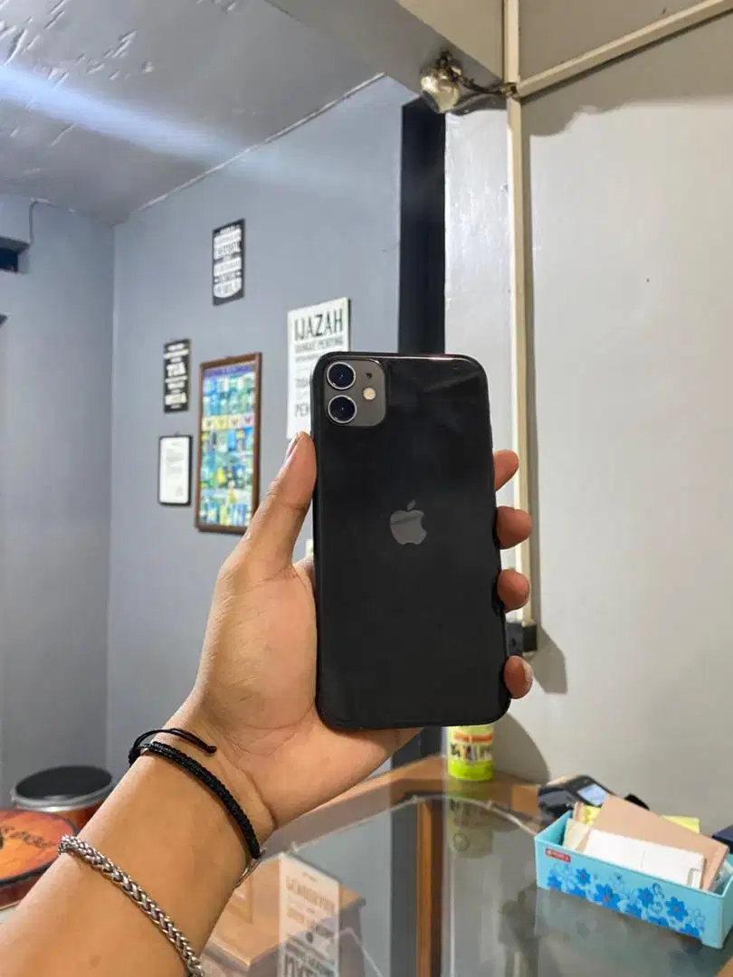 iPhone 11 128Gb allop