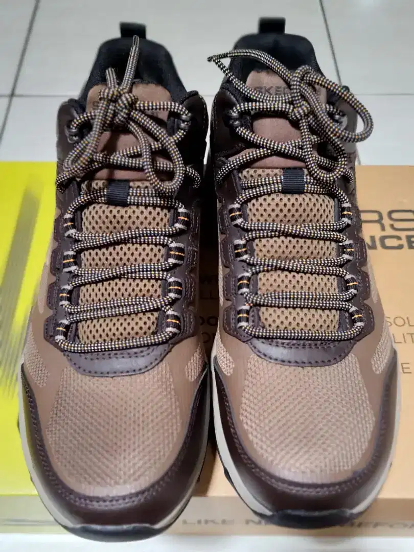 BNIB Skechers outdoor 42.5 Viet best condition Boots