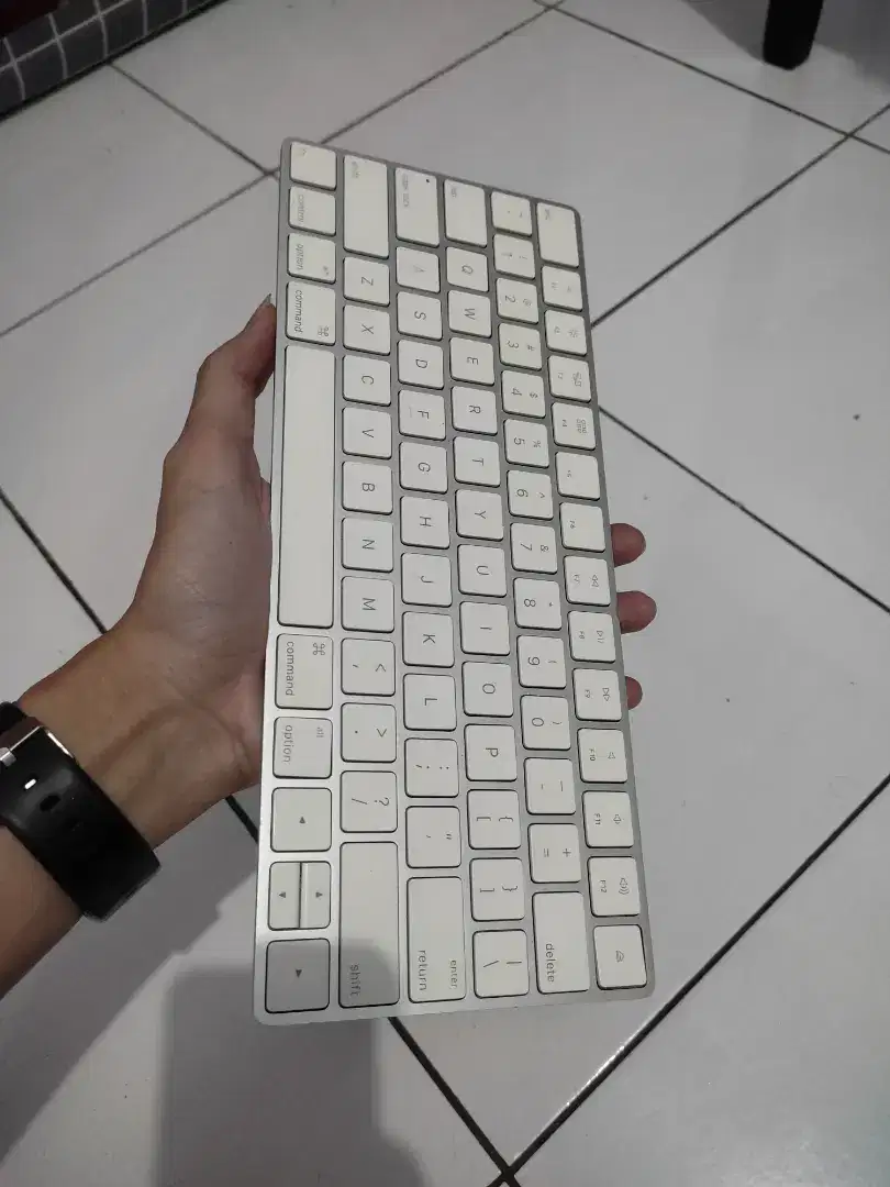 Apple Magic Keyboard Gen 2