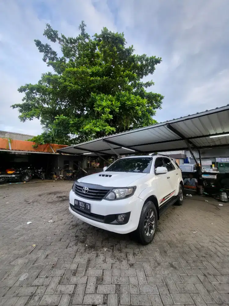 TOYOTA FORTUNER VNT TURBO 2.5 TIPE G 2015 4X4 DIESEL METIC/AT