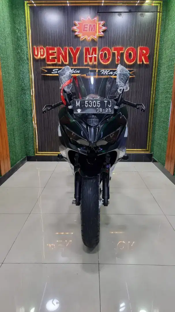UD ENY MOTOR - Kawasaki New Ninja 250 Keyless thn 2022 mulus