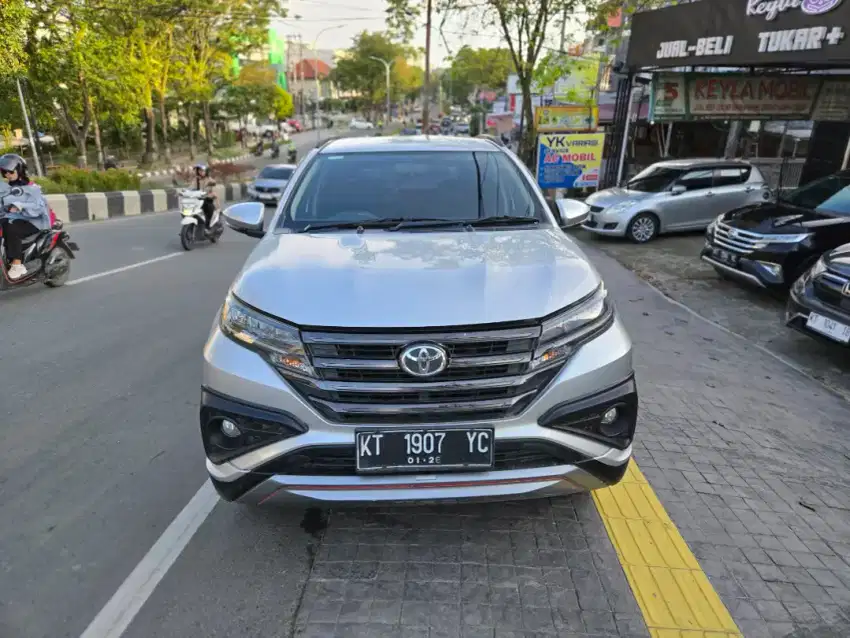 Toyota Rush 1,5 TRD S Manual th2020 Silver metalik siap pakai