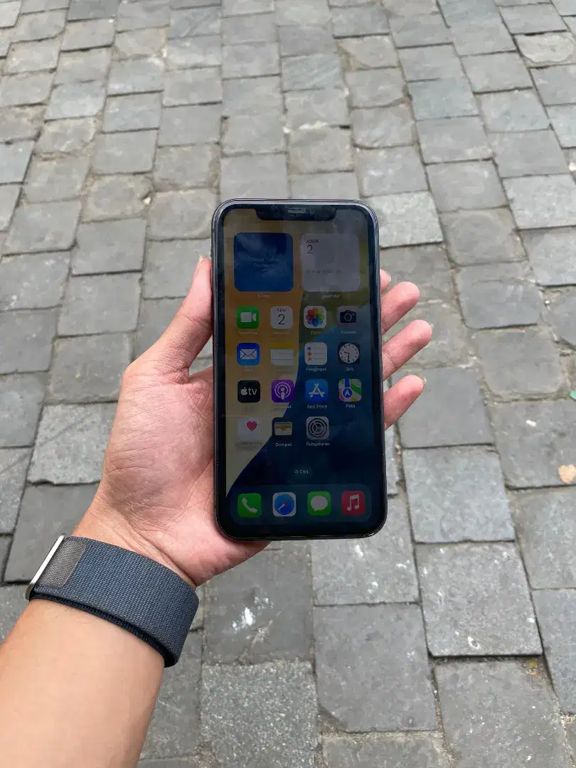 iphone 11 128 second Garansi resmi ibox