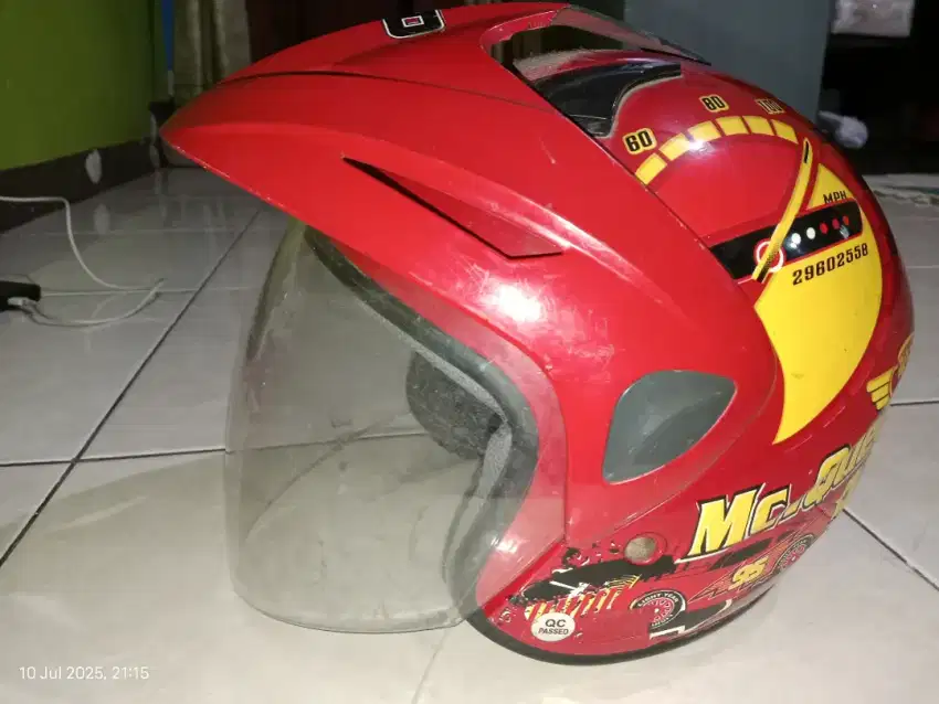 helm anak WTO gambar mc-queen
