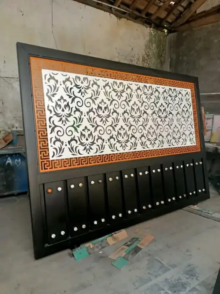 Pager besi minimalis