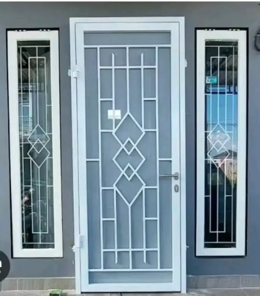 Tralis jendela mewah