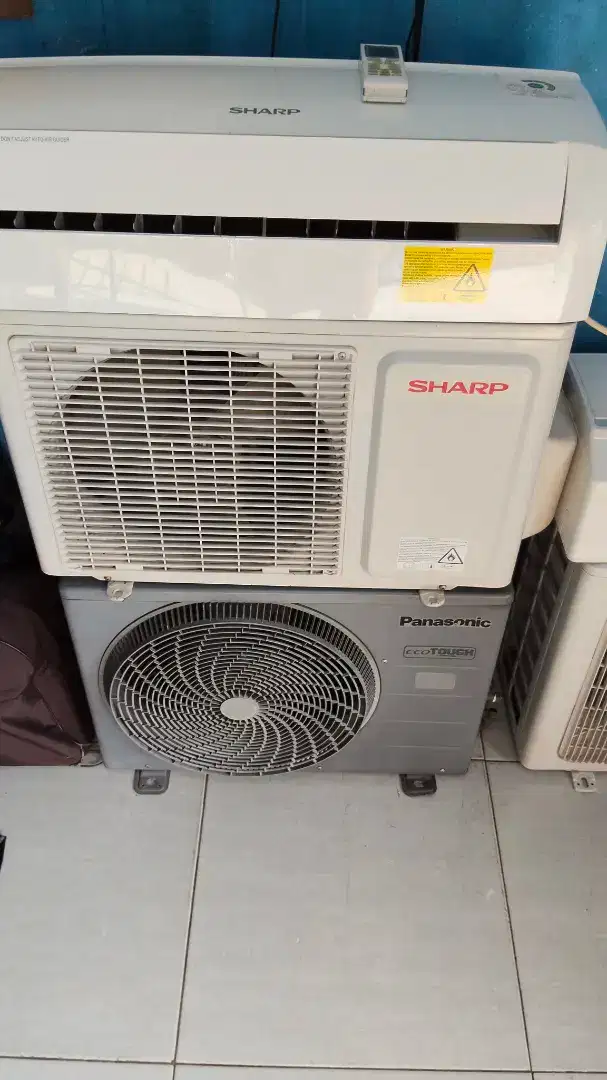 AC 1/2 PK Sharp low watt