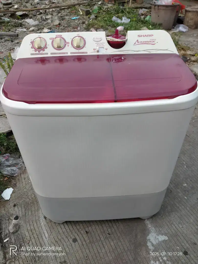 Dua tabung sharp 8kg normal siap pakai